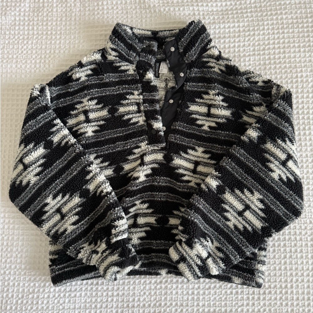 H&M Black and White Geometric Nordic Women's Sweater